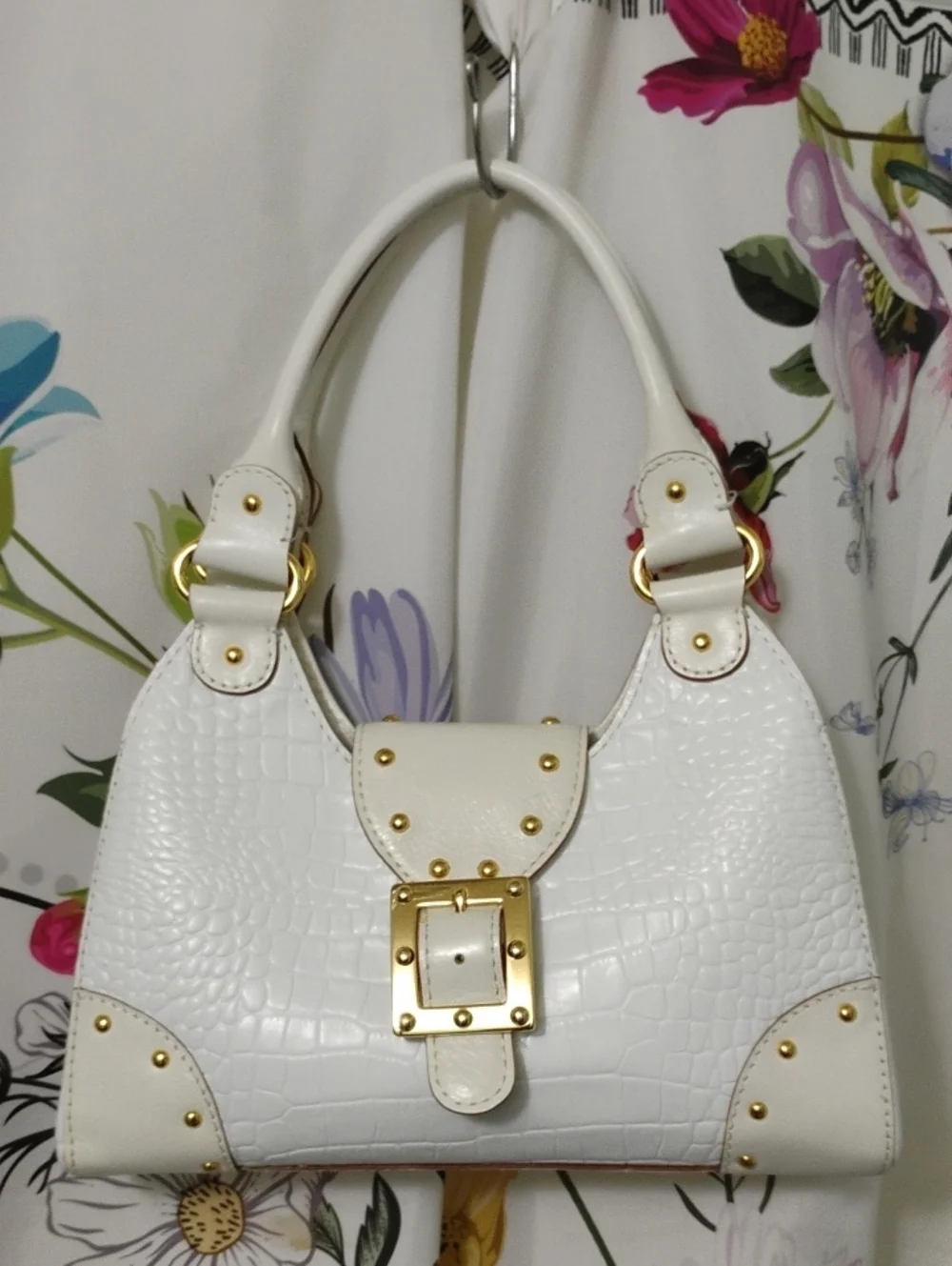 Michael Michael Kors Stylish White/Cream Croc-Emboss. 3 Compartment Shoulder Bag